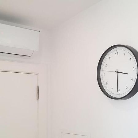 A Window To Porto St. Helena Apartment Ngoại thất bức ảnh
