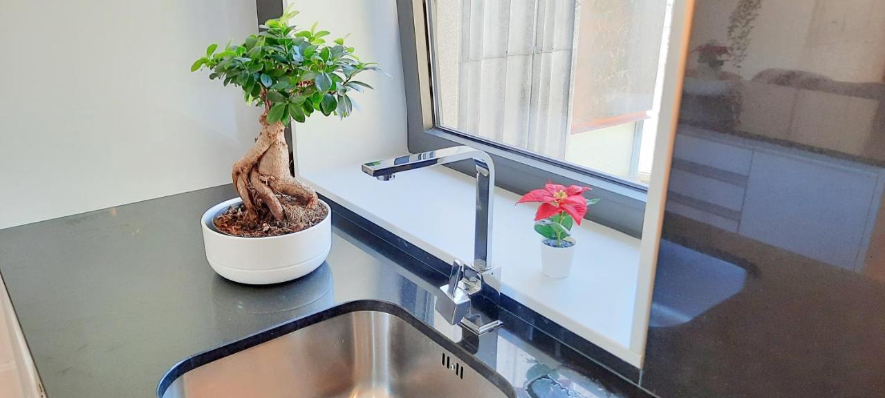A Window To Porto St. Helena Apartment Ngoại thất bức ảnh